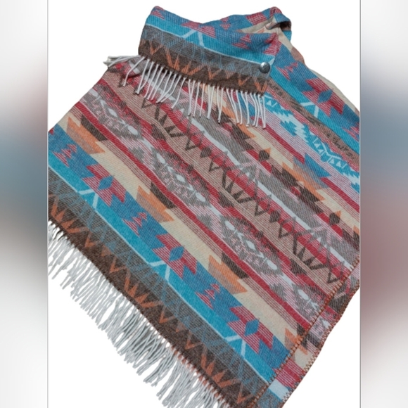 Rhonda Stark Southwestern Style Button Fringe Collar Poncho One size 30" - Picture 6 of 13